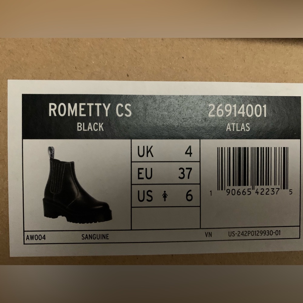Dr. Martens Rometty 
Contrast Stitch Platform Chelsea Boot - Picture 2 of 5